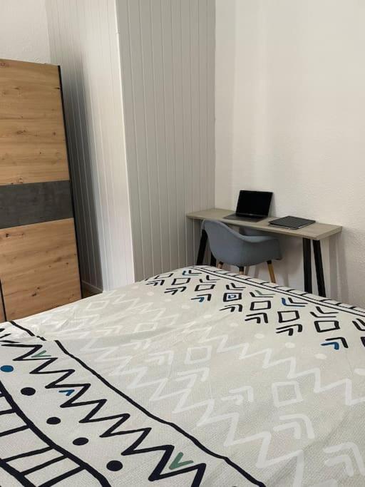 Bourbonne Les Bains, Appartement T2 Pour 2 Bourbonne-les-Bains Exterior photo